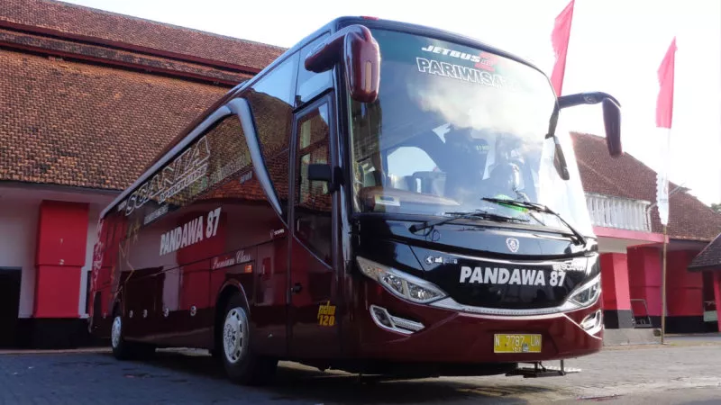 saturental – foto big bus pariwisata pandawa87 49s 59 seats e
