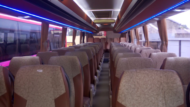 saturental – foto big bus pariwisata bhinneka sangkuriang interior dalam 54s 59 seats a