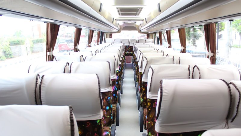 saturental – foto big bus pariwisata dmh trans interior dalam 47s 53s 59 seats a