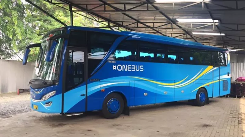saturental – foto big bus pariwisata one bus 59 seats a
