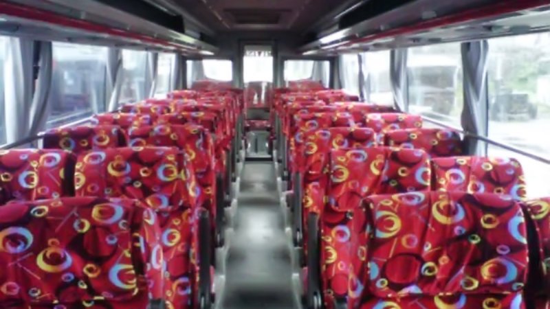 saturental – foto big bus pariwisata red white star primajasa interior dalam 45s 57 seats a