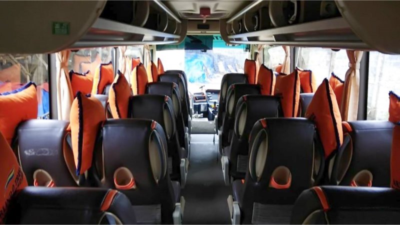 saturental – foto medium bus pariwisata arlindo trans interior dalam 29 seats a