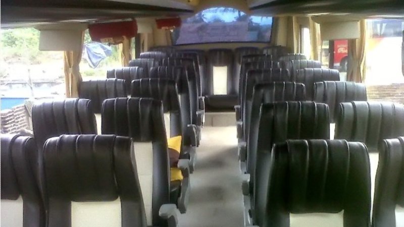 saturental – foto medium bus pariwisata discovery interior dalam 31s 38 seats d
