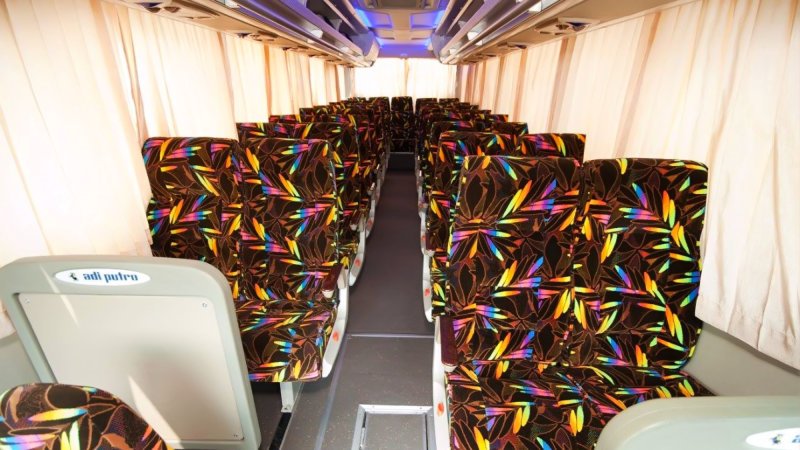 saturental – foto medium bus pariwisata kramat djati interior dalam 33 seats b