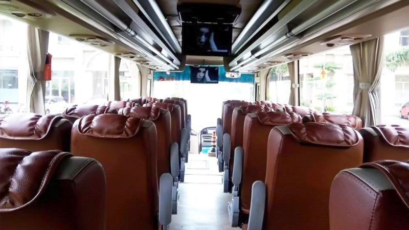 saturental – foto medium bus pariwisata melody transport interior dalam 31s 33 seats e