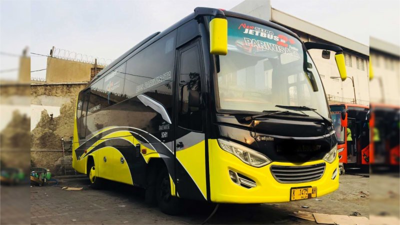 saturental – foto medium bus pariwisata mustika holiday 29s 31s 33 seats d