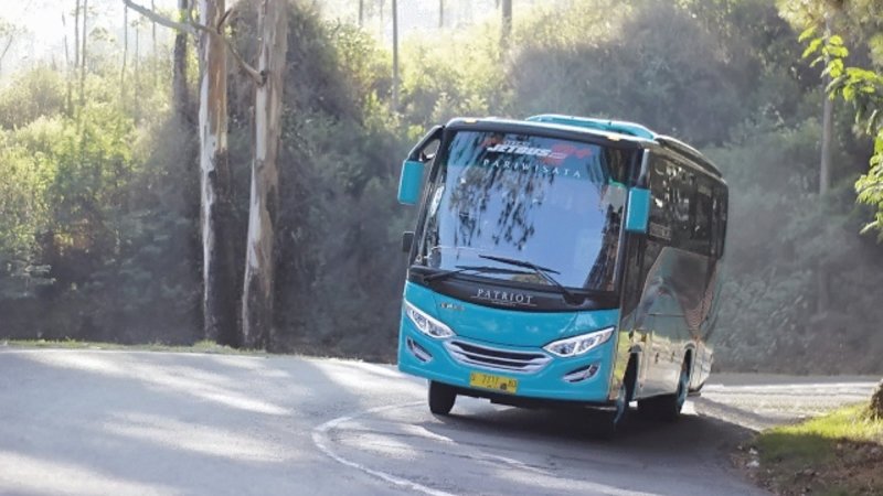 Patriot Bus Pariwisata: Mengarungi Nusantara dengan Kenyamanan dan Keamanan