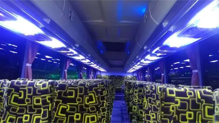 Info Lengkap Foto dan Harga Sewa Bus Pariwisata AdiBuzz