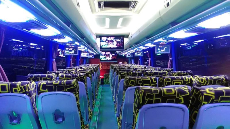 saturental – foto big bus pariwisata adibuzz interior dalam 48s 59 seats b