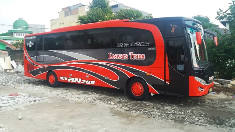 saturental – foto big bus pariwisata koswara trans 48s 59 seats a