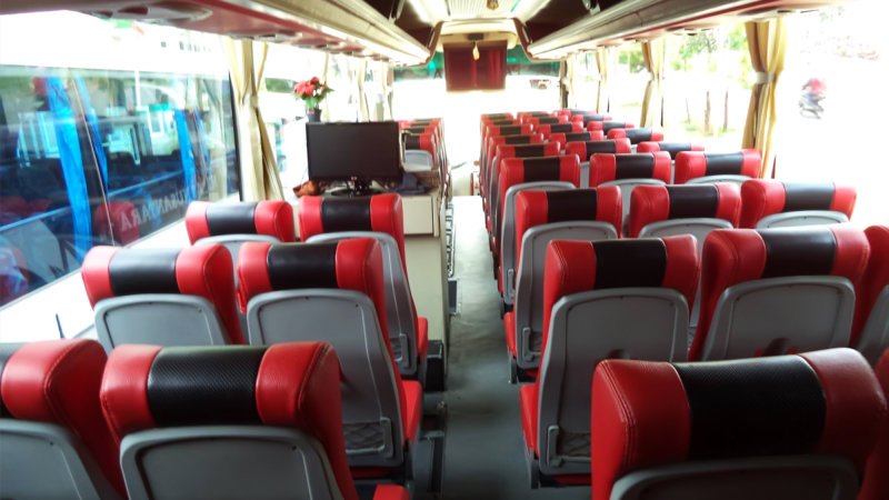 saturental – foto big bus pariwisata midas nusantara interior dalam 56T 59 seats b