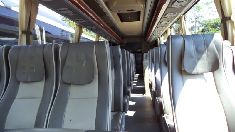 saturental – foto big bus pariwisata midas nusantara interior dalam 56T 59 seats c