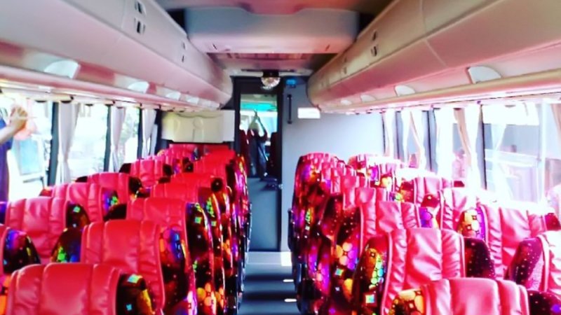 saturental – foto big bus pariwisata zaffina shd hdd terbaru interior dalam 47 seats a