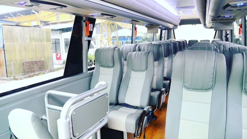 saturental – foto bus pariwisata aerotrans medium bus 29 seats interior d