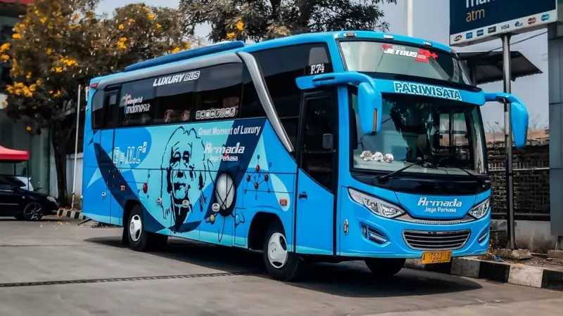 saturental – foto medium bus pariwisata armada jaya perkasa 27s 33 seats a