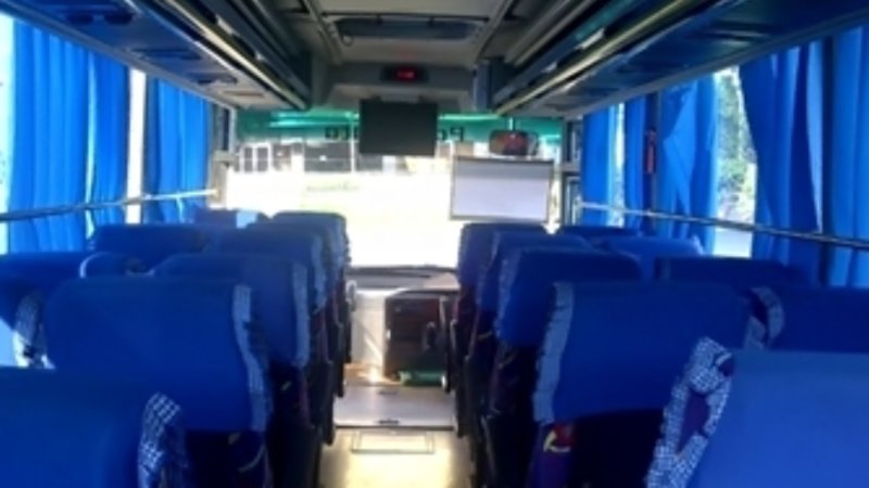 saturental – foto medium bus pariwisata armada jaya perkasa interior dalam 27s 33 seats b