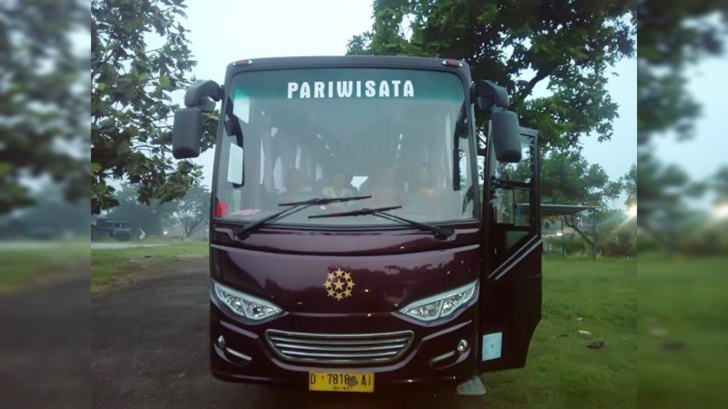 saturental – foto medium bus pariwisata baraya tourist 35 seats b