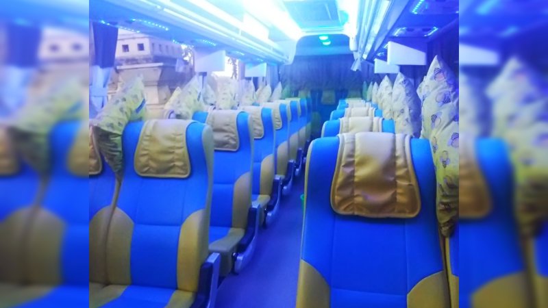 saturental – foto medium bus pariwisata esem abadi interior dalam 29s 31s 33 seats a