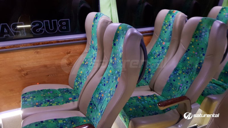 saturental – foto medium bus pariwisata gmes holiday interior dalam 29s 31 seats b