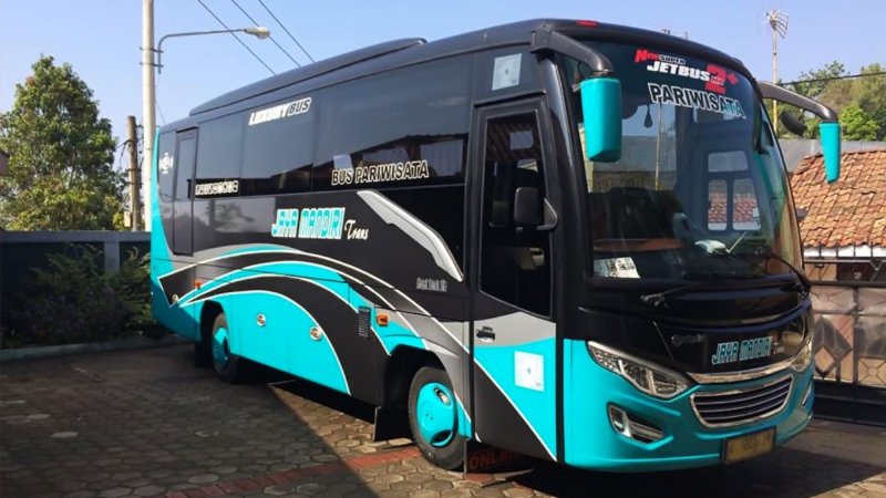 saturental – foto medium bus pariwisata jaya mandiri trans 31s 35 seats a