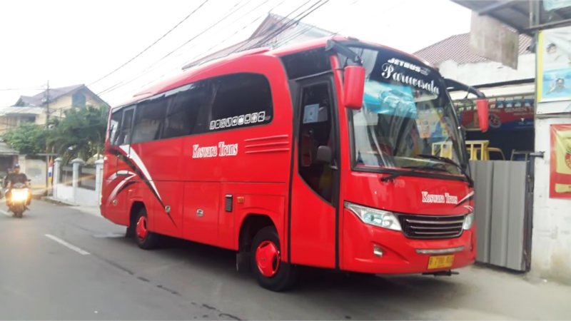 saturental – foto medium bus pariwisata koswara trans 31s 33 seats b