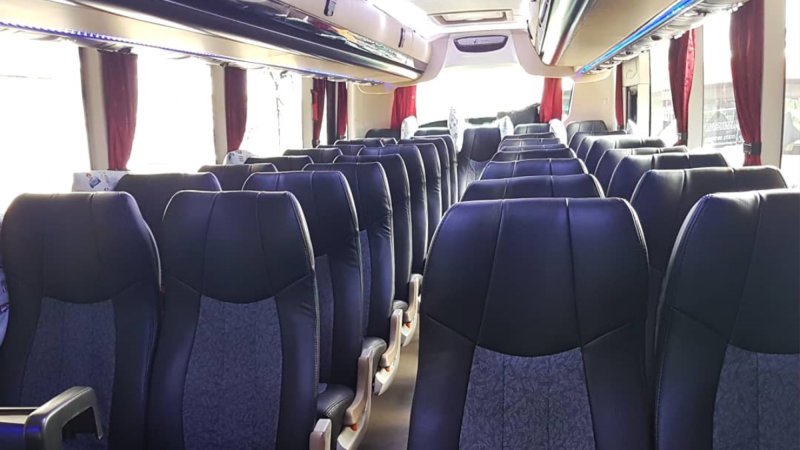 saturental – foto medium bus pariwisata megatrans interior dalam 33s 35 seats a