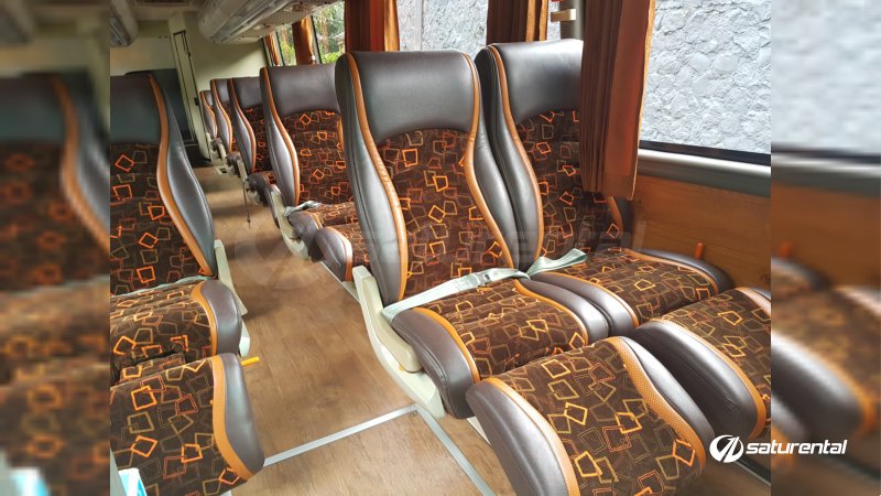 foto bus pariwisata blue star medium 22 seats c