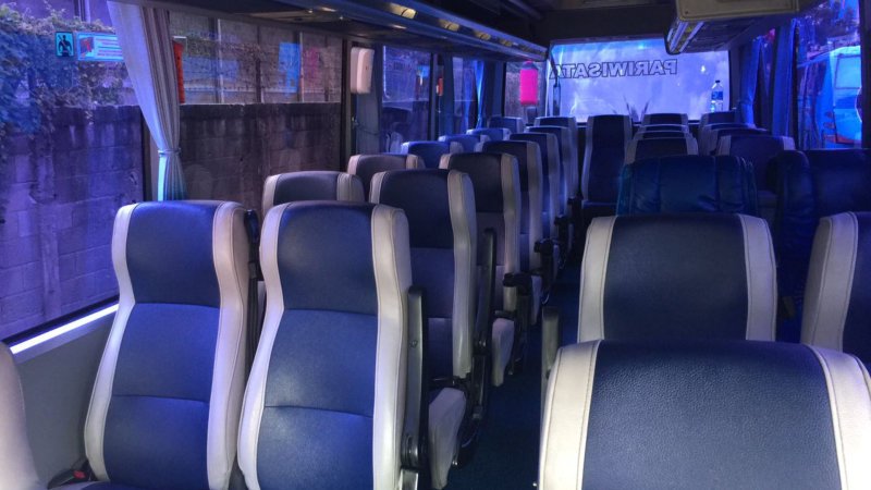 saturental – foto medium bus pariwisata wong kudus interior dalam 31 seats aa