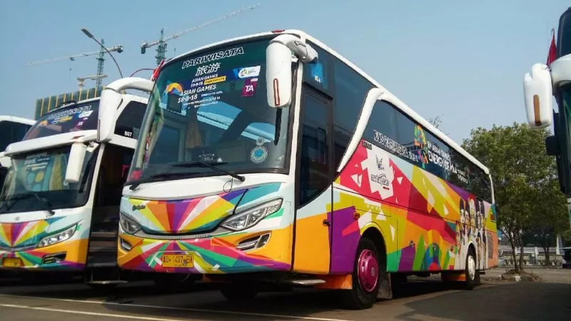 saturental – foto big bus pariwisata mata trans 50 seats a