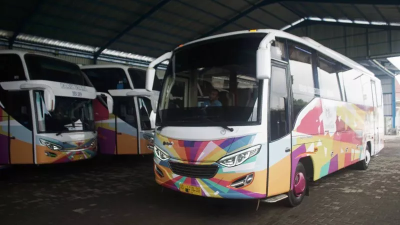 saturental – foto medium bus pariwisata mata trans 30s 35 seats b