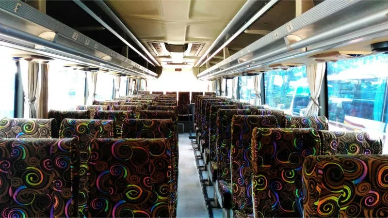 saturental – foto big bus pariwisata gagak rimang interior dalam 47s 50s 59 seats a