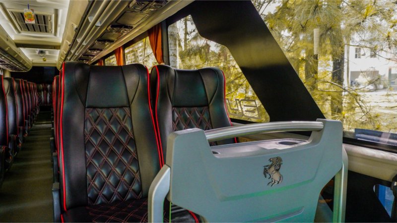 saturental – foto big bus pariwisata sekawan wisata shd hdd terbaru interior dalam 48s 59 seats c