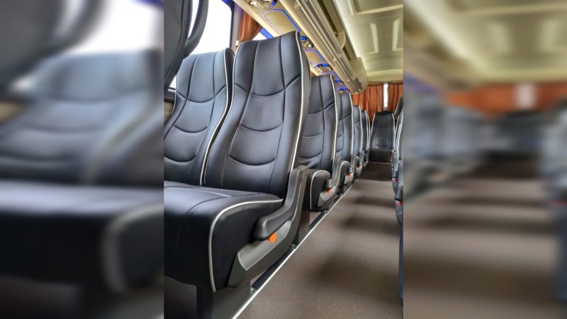 saturental – foto medium bus pariwisata abadi trans interior dalam 25 seats b