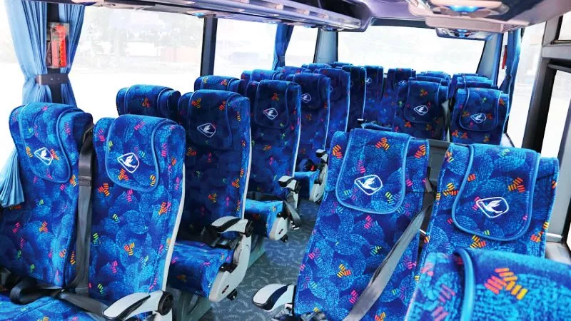 saturental – foto medium bus pariwisata big bird interior dalam 25 27 seats a