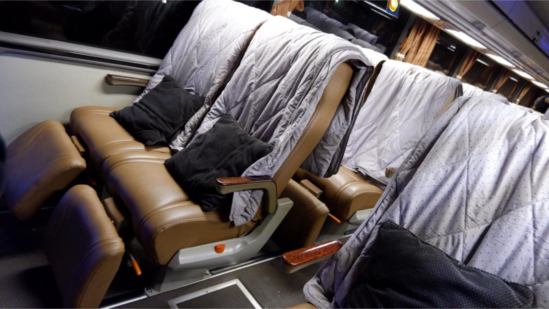saturental – foto big bus pariwisata pepeje shd hdd tronton terbaru interior dalam 34 seats b