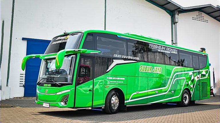 Subur Jaya: Mengarungi Jalur Wisata Jawa Tengah-Bali dengan Armada SHD yang Handal