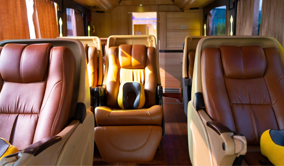 saturental foto big bus luxury mewah premium king ichsan omah mlaku terbaru b