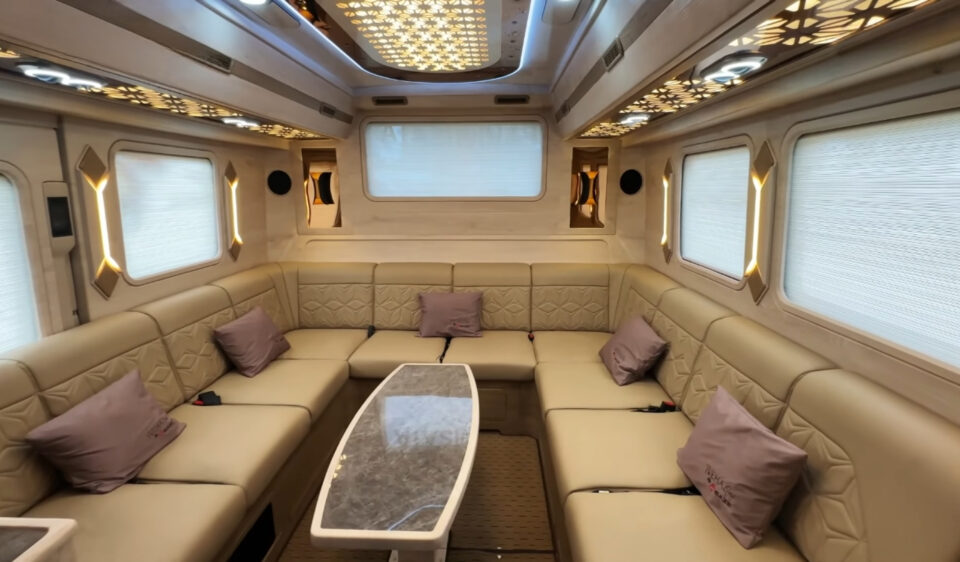 saturental foto bus luxury mewah premium weha one terbaru d